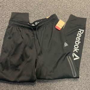 ✨NWT Mens Reebok Black Joggers